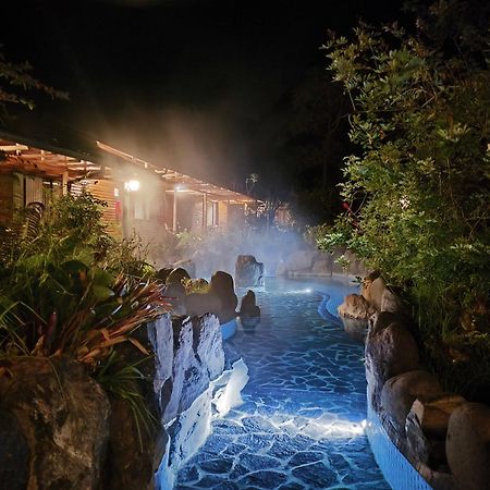 Termas De Papallacta Luaran gambar The thermal hot springs of Baños
