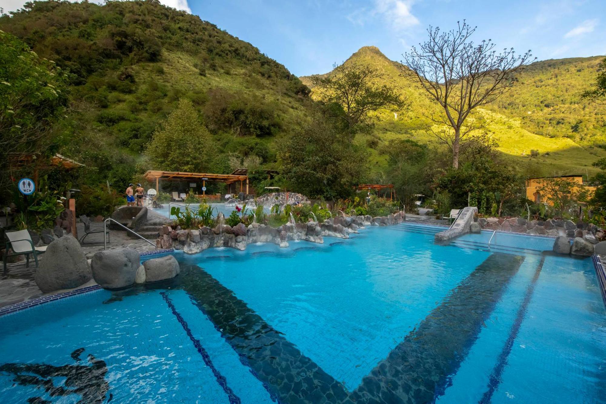 Termas De Papallacta Luaran gambar Hot springs in Baños, Ecuador