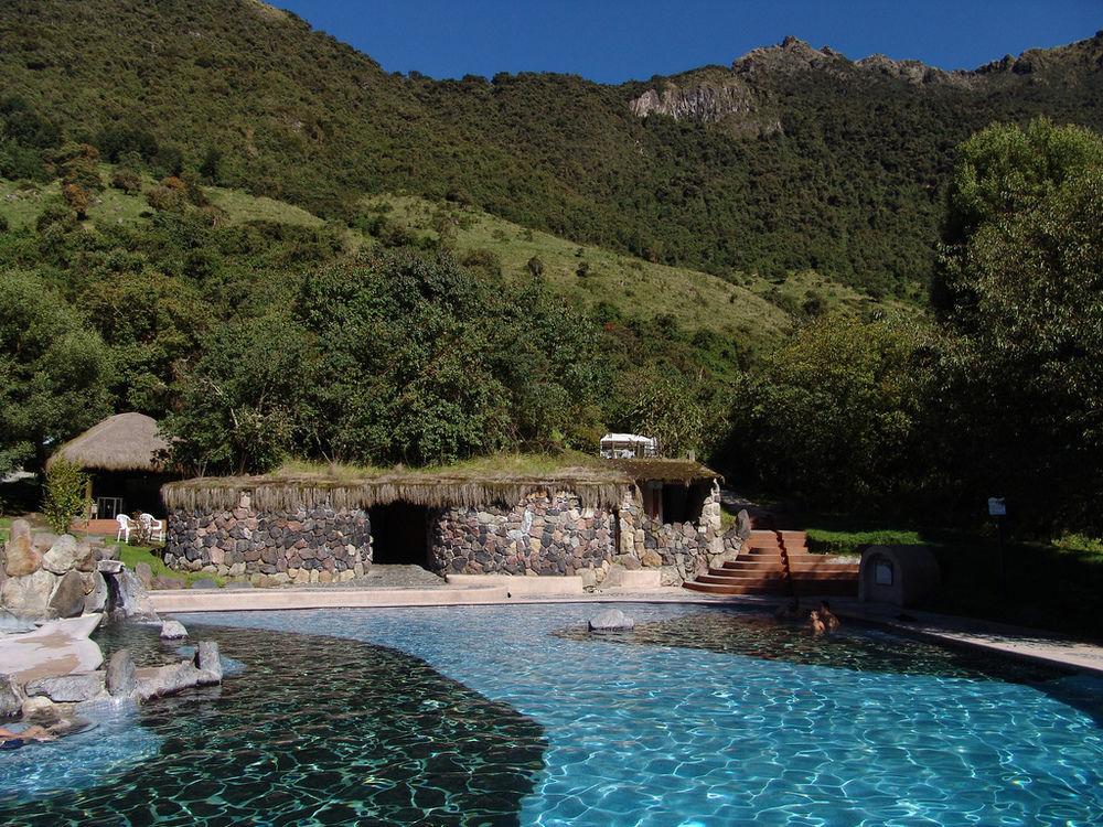 Termas De Papallacta Luaran gambar The thermal baths of Bagni di Lucca