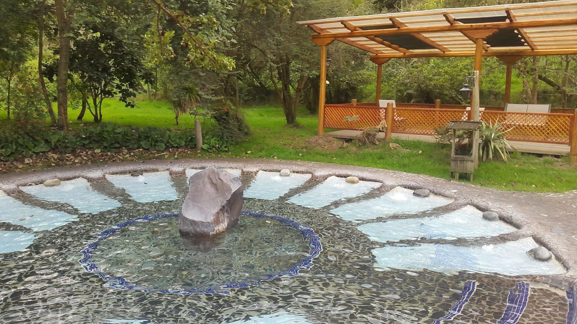 Termas De Papallacta Luaran gambar The outdoor thermal pool